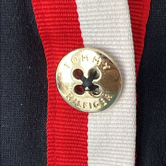 Tommy Hilfiger Navy Sleeveless Top with Red & White Grosgrain Trim V Neck SZ XL - Picture 3 of 6